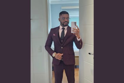 Oluwatosin Tolulope Ajidahun explica: O peso corporal influencia diretamente a ovulação e a fertilidade.
