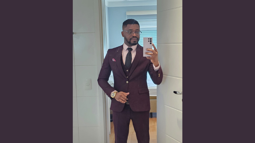 Oluwatosin Tolulope Ajidahun explica: O peso corporal influencia diretamente a ovulação e a fertilidade.