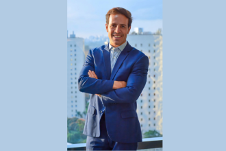 Tecnologia que conversa mostra como integrar sistemas de forma inteligente, reduzindo complexidade e aumentando eficiência — por Ian dos Anjos Cunha.