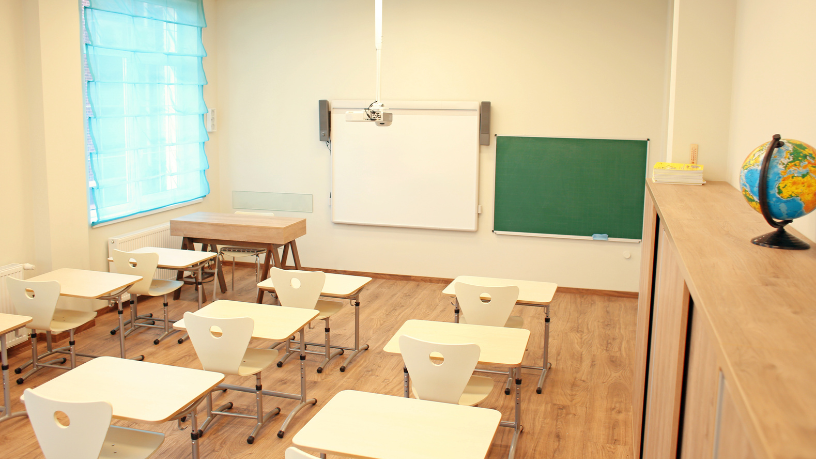 Com a visão de Sérgio Bento De Araújo, entenda como as mudanças nas escolas públicas e privadas estão redesenhando a educação.